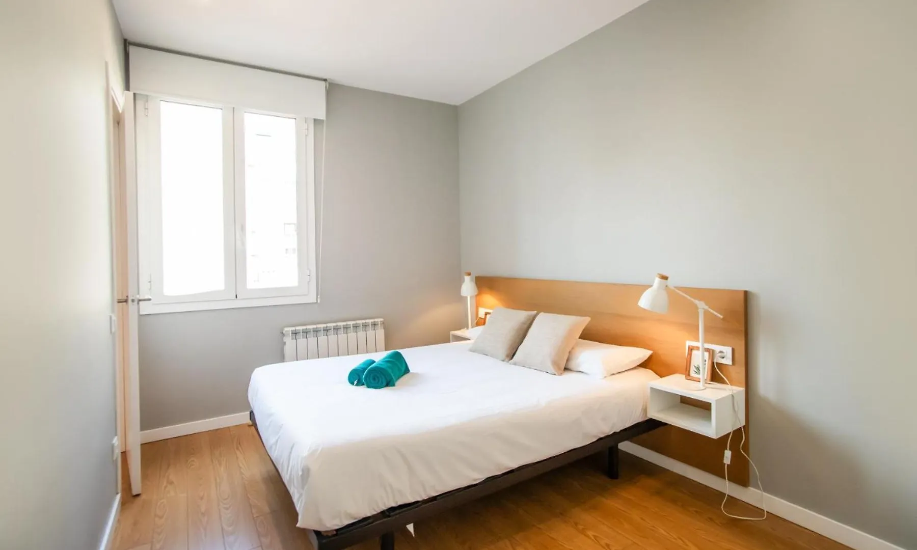 24Mal1073-Marvellous 2Br Flat Near Sagrada Familia Apartment Barcelona 0*,  Spain