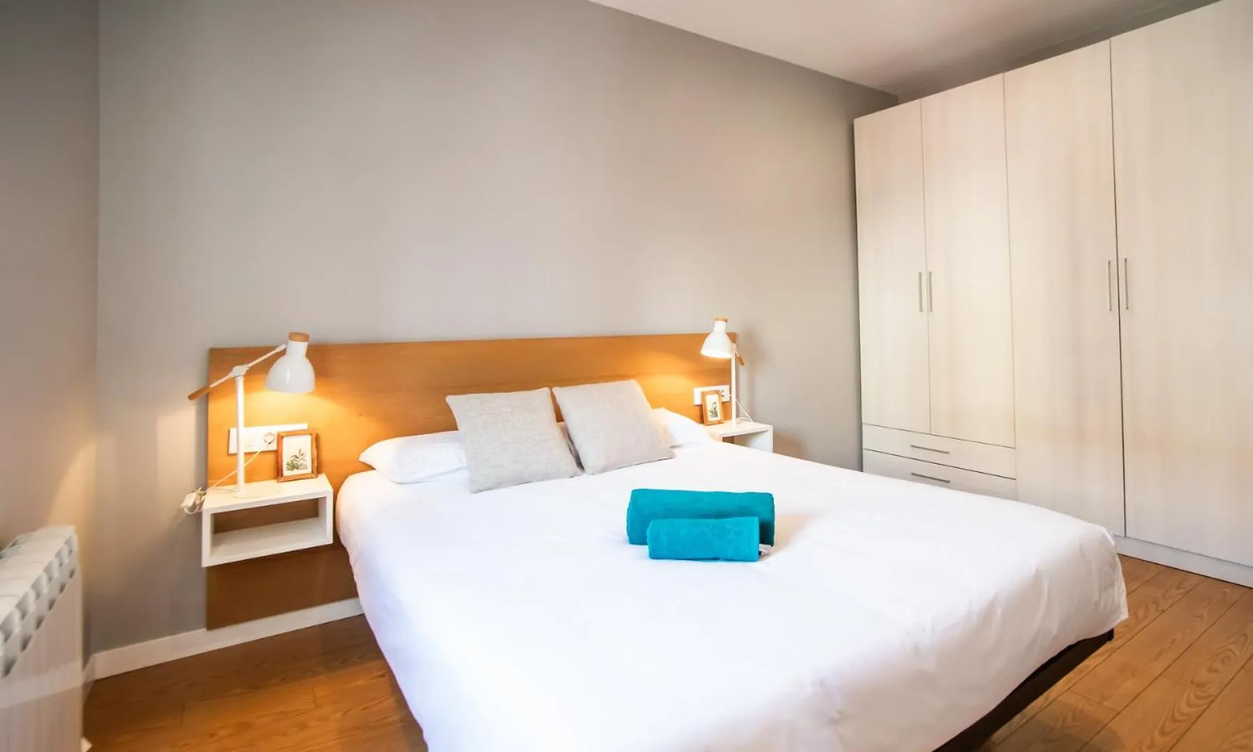 24Mal1073-Marvellous 2Br Flat Near Sagrada Familia Apartment Barcelona