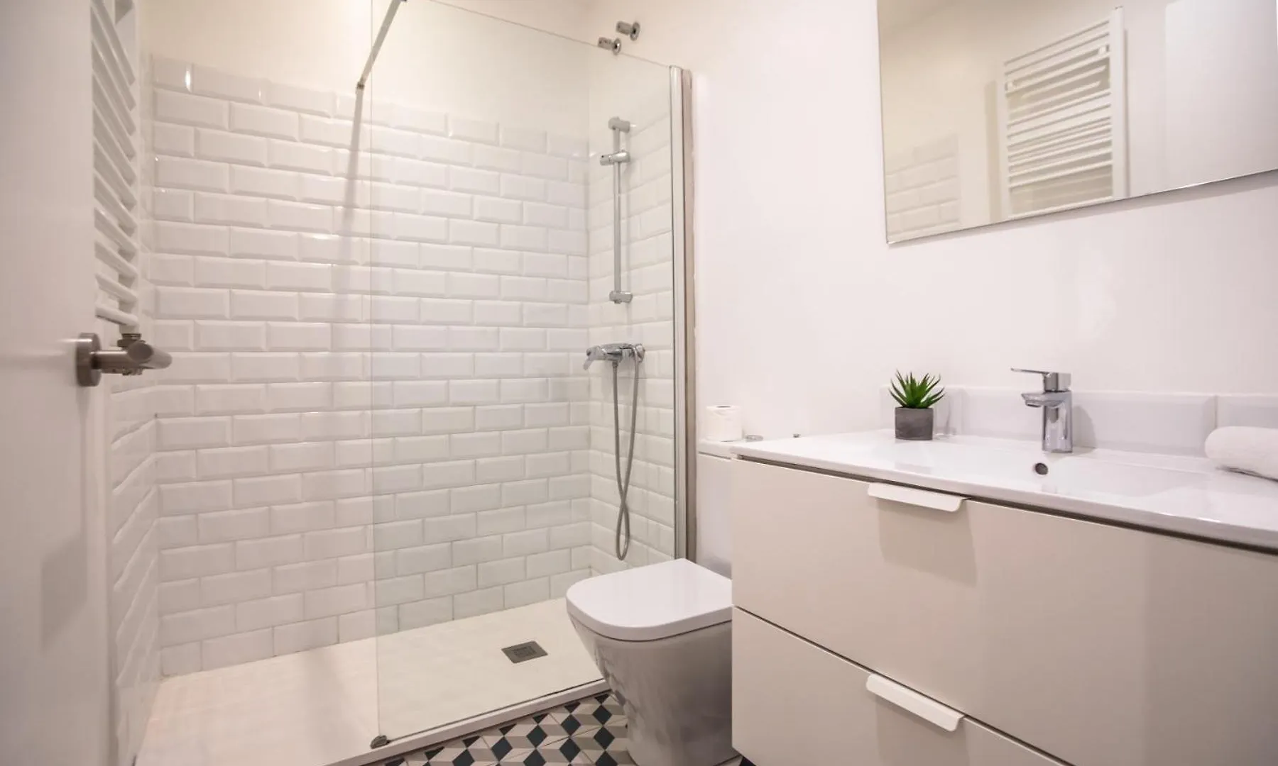 24Mal1073-Marvellous 2Br Flat Near Sagrada Familia Apartment Barcelona 0*,